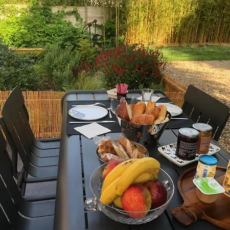 Le Clos De La Pomponnette Frühstückspension Pomponne